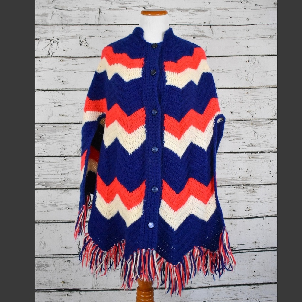 Vintage Poncho Red White & Blue 70s Fashion